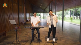 Hai Mùa Noel - Nguyễn Hồng Ân