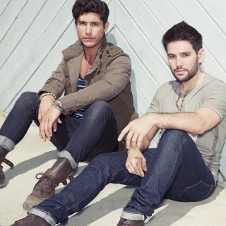 Dan + Shay