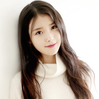 IU