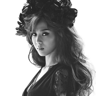 T (Yoon Mi Rae)