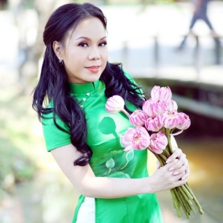 Việt Hương